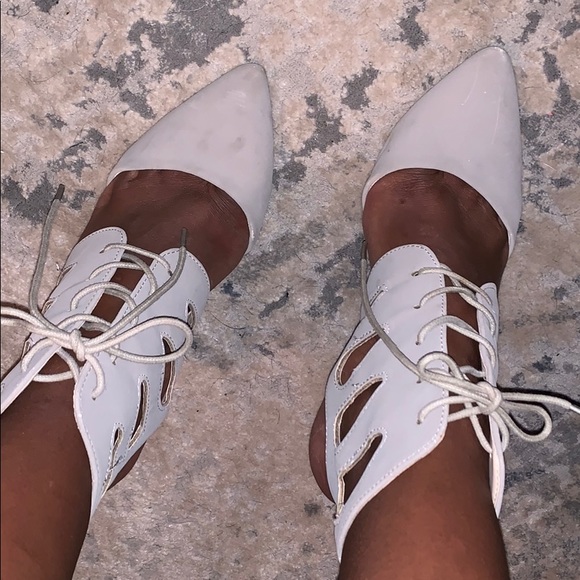 Nude Cutout Heel - Picture 5 of 5